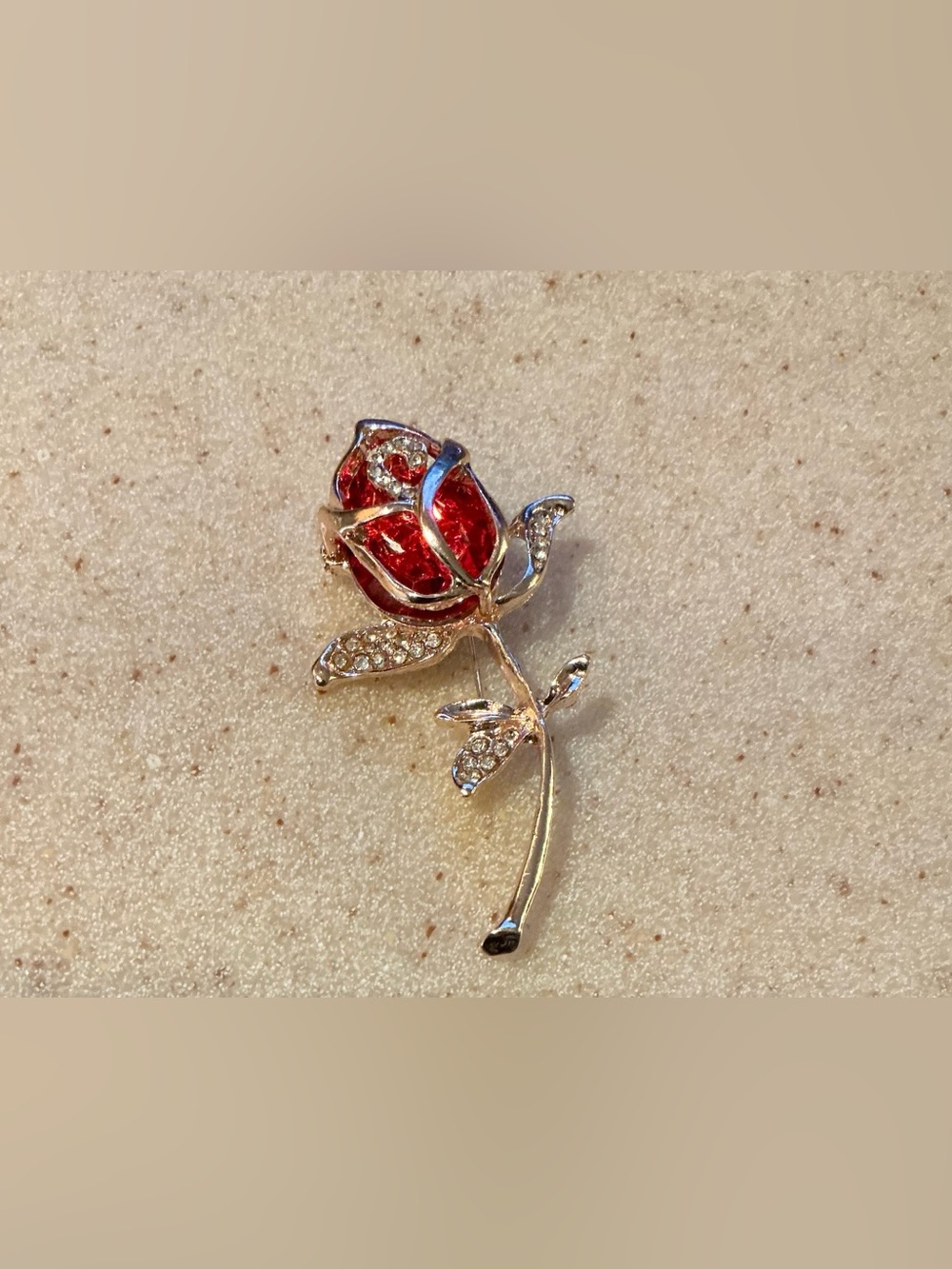 Red Rose Crystal Stem Brooch - Elegant Women's Jewelry